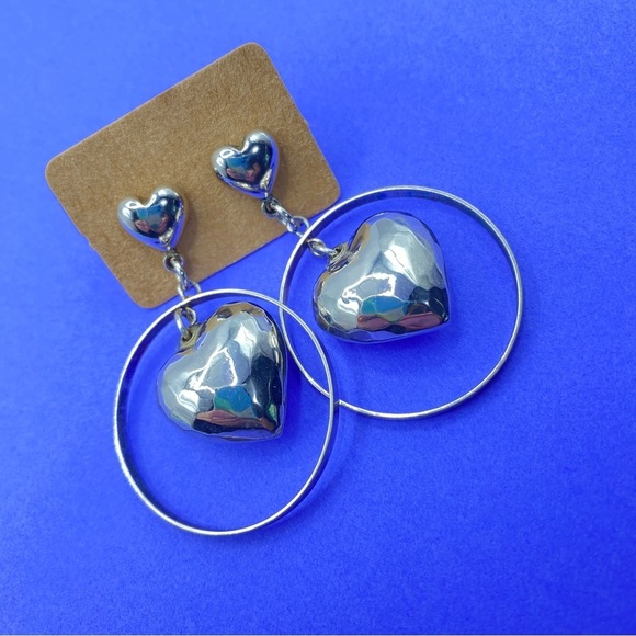 Vintage Circa 1980's Silver Tone Puffed Hearts Circle Hoop Post Earrings - Picture 2 of 7